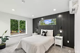 12032 Hiram Pl NE, Seattle, WA 98125 - Photo 16