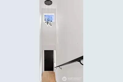 12032 Hiram Place NE, Seattle, WA 98125 - Photo 14