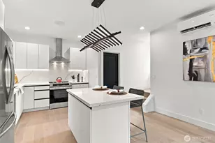 12032 Hiram Pl NE, Seattle, WA 98125 - Photo 12