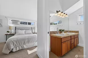5013 40th Ave NE, Seattle, WA 98105 - Photo 18