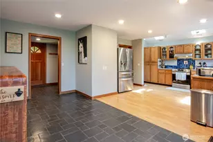 29601 131st Ave SW, Vashon, WA 98070 - Photo 4