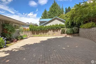 18744 Kenlake Pl NE, Kenmore, WA 98028 - Photo 38