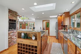 18744 Kenlake Pl NE, Kenmore, WA 98028 - Photo 12