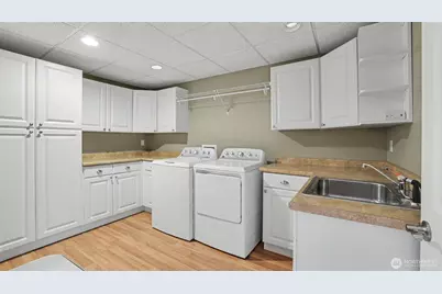 18744 Kenlake Place NE, Kenmore, WA 98028 - Photo 26