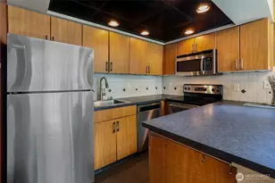 905 Cherry St, Seattle, WA 98104 - Photo 4