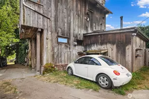 652 NW 85th St, Seattle, WA 98117 - Photo 12