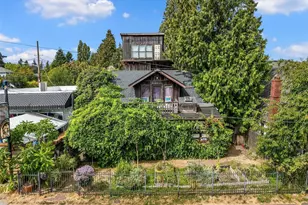652 NW 85th St, Seattle, WA 98117 - Photo 2
