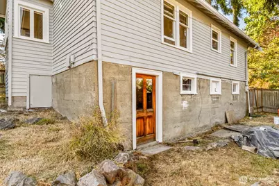 8818 8th Avenue NW, Seattle, WA 98117 - Photo 26