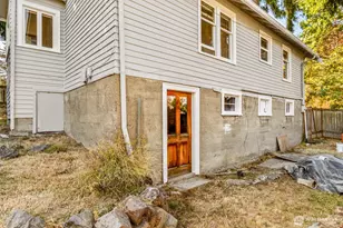 8818 8th Ave NW, Seattle, WA 98117 - Photo 26
