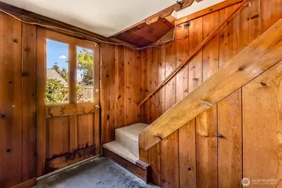 8818 8th Avenue NW, Seattle, WA 98117 - Photo 20
