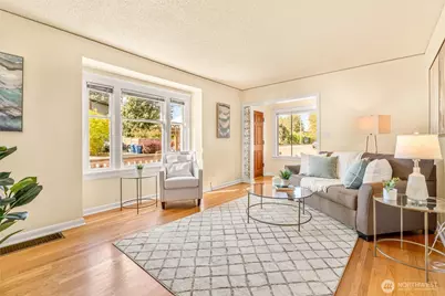 8818 8th Avenue NW, Seattle, WA 98117 - Photo 8