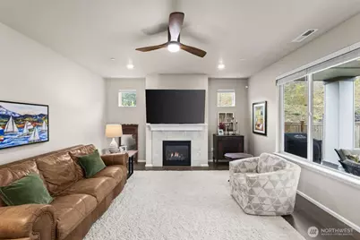 1231 Baker Heights Loop, Bremerton, WA 98312 - Photo 2
