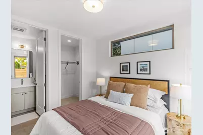 307 NW 52nd Street #B, Seattle, WA 98107 - Photo 6