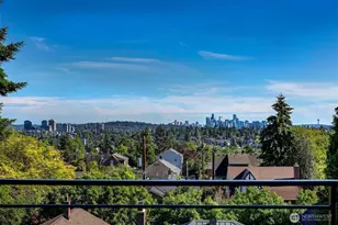 332 NE Elk Pl, Seattle, WA 98115 - Photo 28