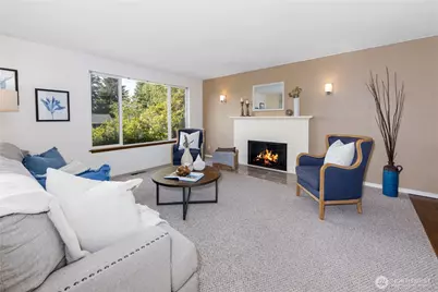 12705 SE 74th Street, Newcastle, WA 98056 - Photo 2
