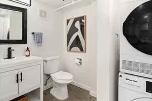 1406 Harvard Ave, Seattle, WA 98122 - Photo 8