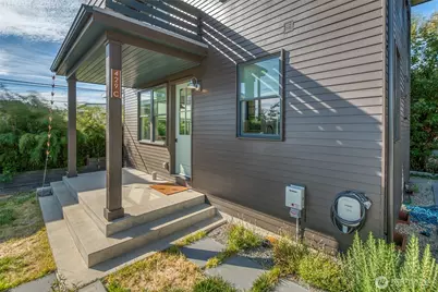 429 Pine Street #C, Orcas Island, WA 98245 - Photo 4