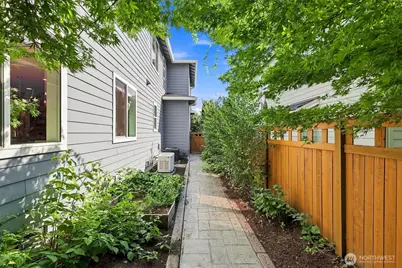 10036 NE 151st Drive, Bothell, WA 98011 - Photo 36