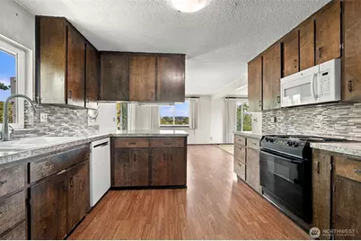 1710 S 73rd Avenue, Yakima, WA 98908 - Photo 10