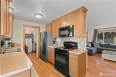 27 31st Street NE, East Wenatchee, WA 98802 - Photo 14