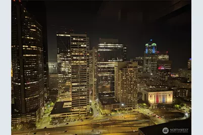 800 Columbia St #808, Seattle, WA 98104 - Photo 18