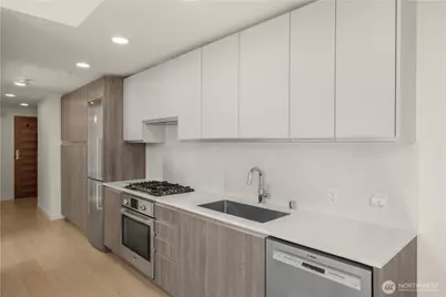 800 Columbia St #808, Seattle, WA 98104 - Photo 6