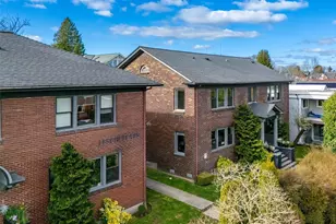 109 115 30th Ave, Seattle, WA 98122 - Photo 2