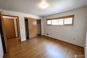 6530 24th Ave NW, Seattle, WA 98117 - Photo 12
