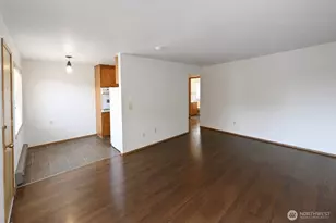 6530 24th Ave NW, Seattle, WA 98117 - Photo 10