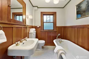 3780 SW Grayson St, Seattle, WA 98126 - Photo 26