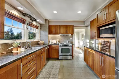 3780 SW Grayson Street, Seattle, WA 98126 - Photo 22