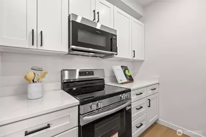 10825 SE 200th Street #B102, Kent, WA 98031 - Photo 14