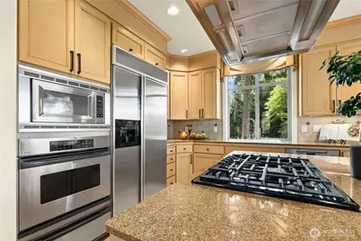 7003 117th Place NE, Kirkland, WA 98033 - Photo 10