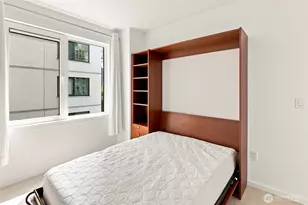 81 Clay St, Seattle, WA 98121 - Photo 16