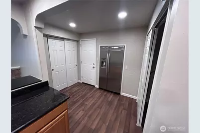 20812 25th Avenue S, SeaTac, WA 98198 - Photo 8