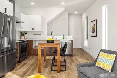1414 E Cherry Street #F, Seattle, WA 98122 - Photo 10