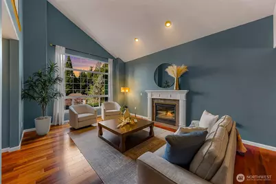 10409 NE 151st Place, Bothell, WA 98011 - Photo 2