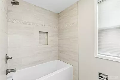 4310 209th Avenue NE, Sammamish, WA 98074 - Photo 18