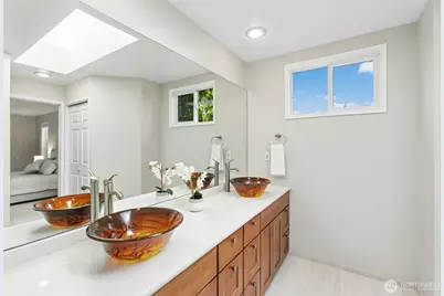 4310 209th Avenue NE, Sammamish, WA 98074 - Photo 16