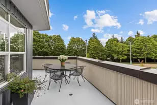 7800 SE 27th St, Mercer Island, WA 98040 - Photo 20
