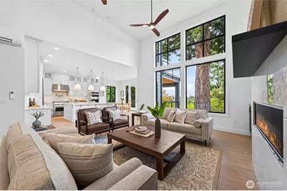 719 95th Avenue NE, Bellevue, WA 98004 - Photo 4