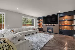 15029 Olympic Loop E, Bonney Lake, WA 98391 - Photo 8
