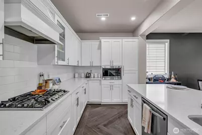 15029 Olympic Loop E, Bonney Lake, WA 98391 - Photo 18