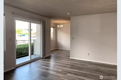 11255 Greenwood Avenue N, Seattle, WA 98133 - Photo 14
