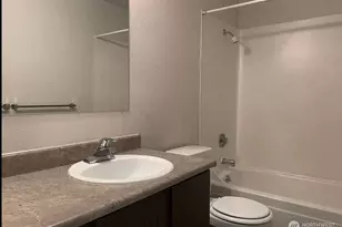 11255 Greenwood Ave N, Seattle, WA 98133 - Photo 12