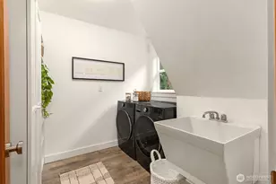 8453 Ferncliff Ave NE, Bainbridge Island, WA 98110 - Photo 26