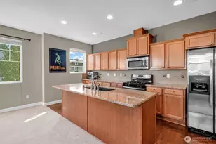 10625 Ross Rd, Bothell, WA 98011 - Photo 4