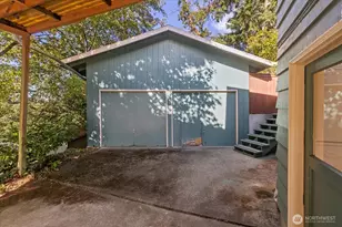 22303 59th Pl W, Mountlake Terrace, WA 98043 - Photo 2