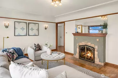 2722 36th Avenue SW, Seattle, WA 98126 - Photo 6
