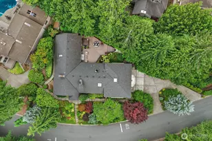 2725 Sahalee Dr W, Sammamish, WA 98074 - Photo 38
